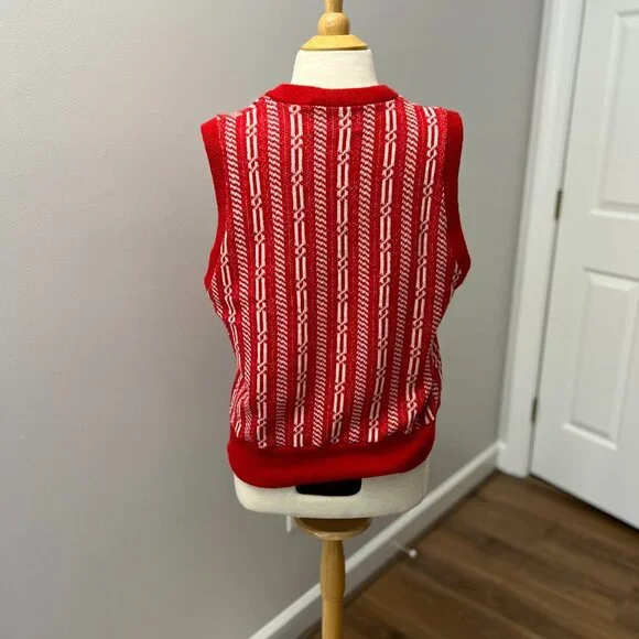 Vintage Leonardo Strassi 60s 70s Red Sweater Vest Sz L